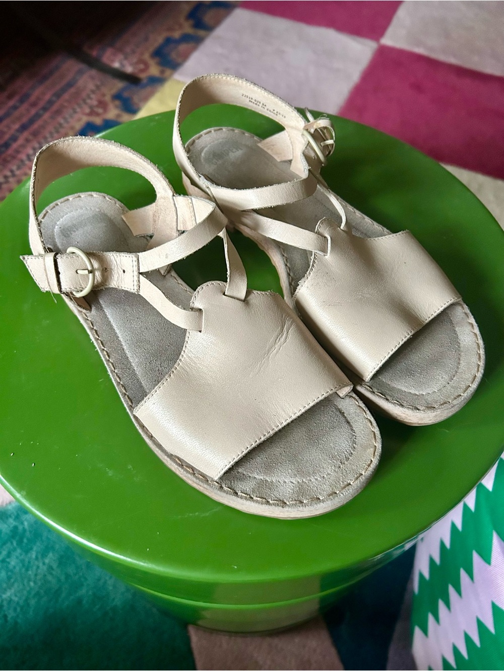 Camper  Beige/Tan Leather Buckle Sandals sz 39 euro 8.5 US